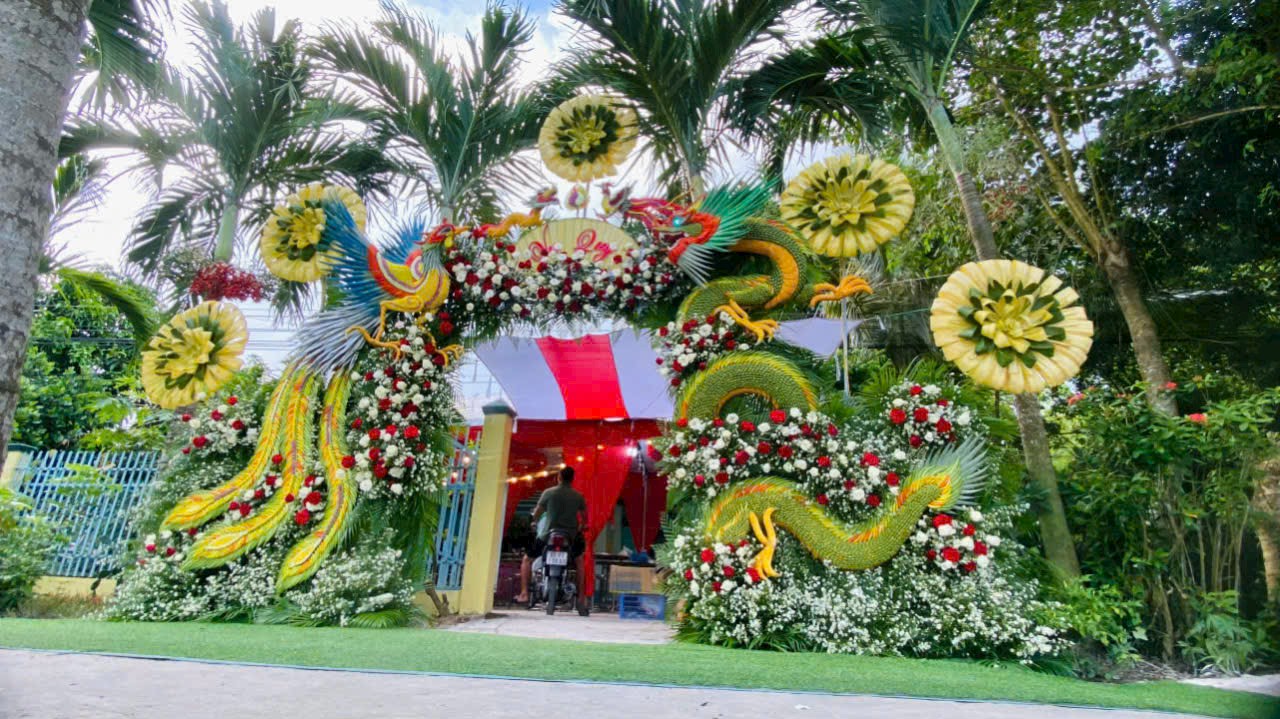 CỔNG RỒNG PHỤNG 