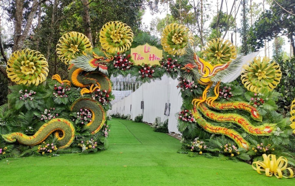Cổng Tân Hôn