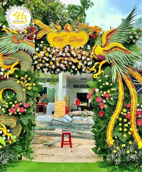 Cổng Long Phụng