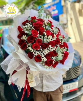 HOA TONE ĐỎ TRẮNG NHIỀU MẪU  (HỒNG BIÊN CAO LÃNH ĐỒNG THÁP: CỔNG RỒNG PHỤNG - MÂM QUẢ - HOA TƯƠI)