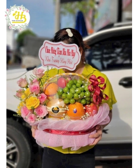 GIỎ TRÁI CÂY VS HOA TƯƠI